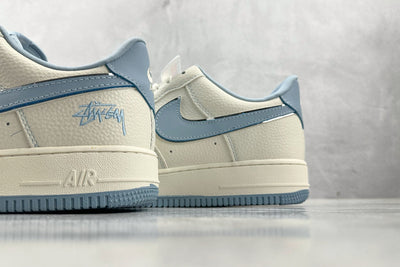 Nike Air Force 1 Louis Vuitton - Light Blue/White