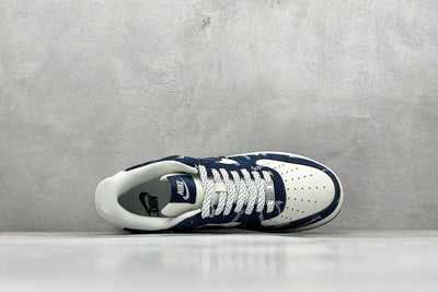 Nike Air Force 1 Supreme - Navy Blue/White