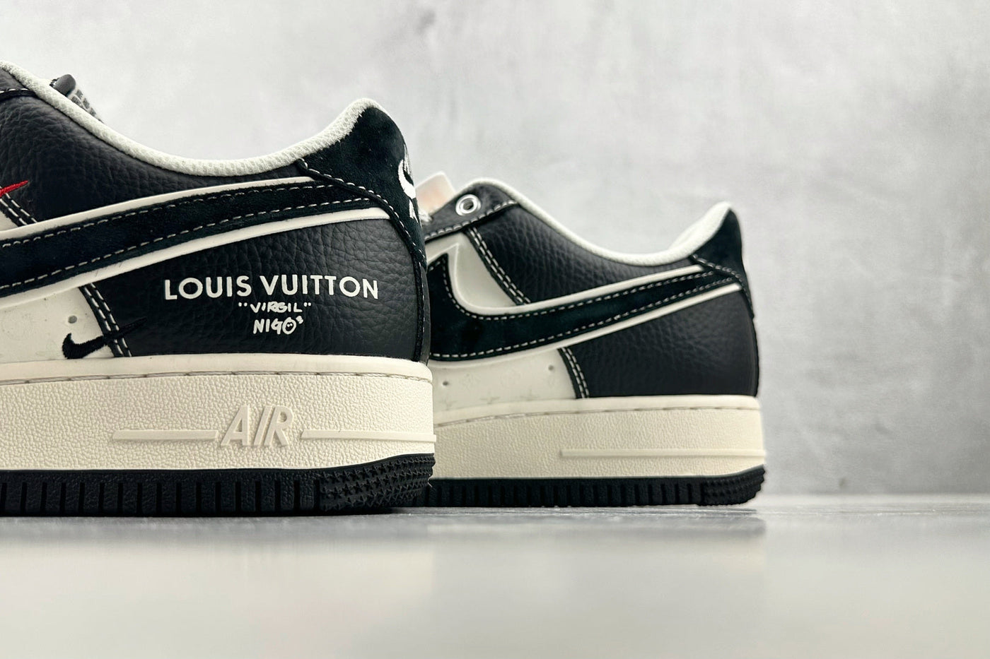 Nike Air Force 1 Louis Vuitton - Black