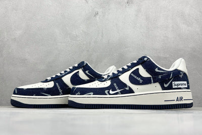 Nike Air Force 1 Supreme - Navy Blue/White