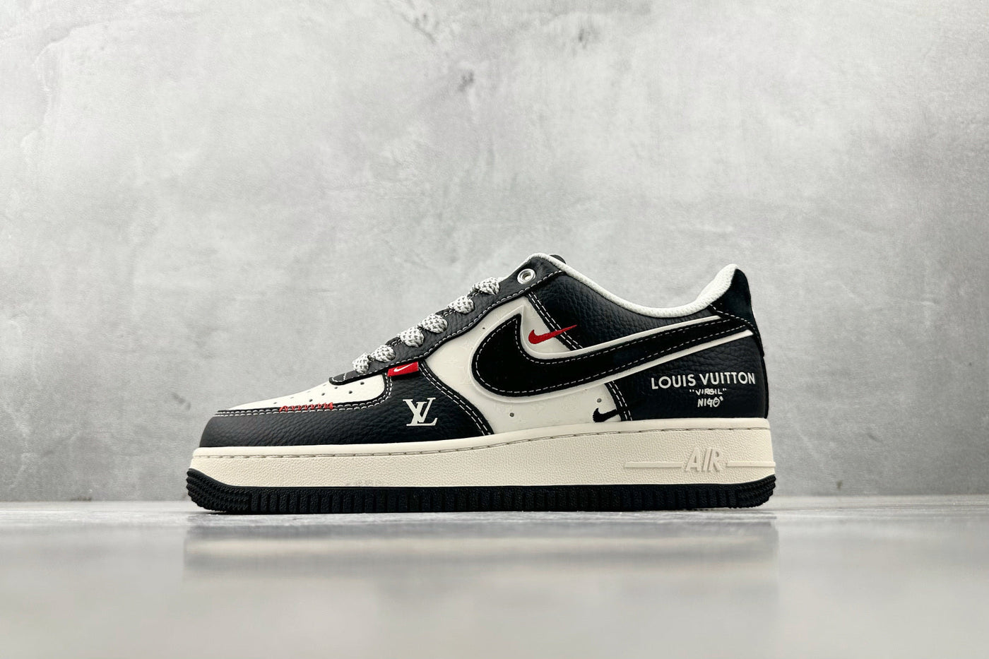 Nike Air Force 1 Louis Vuitton - Black