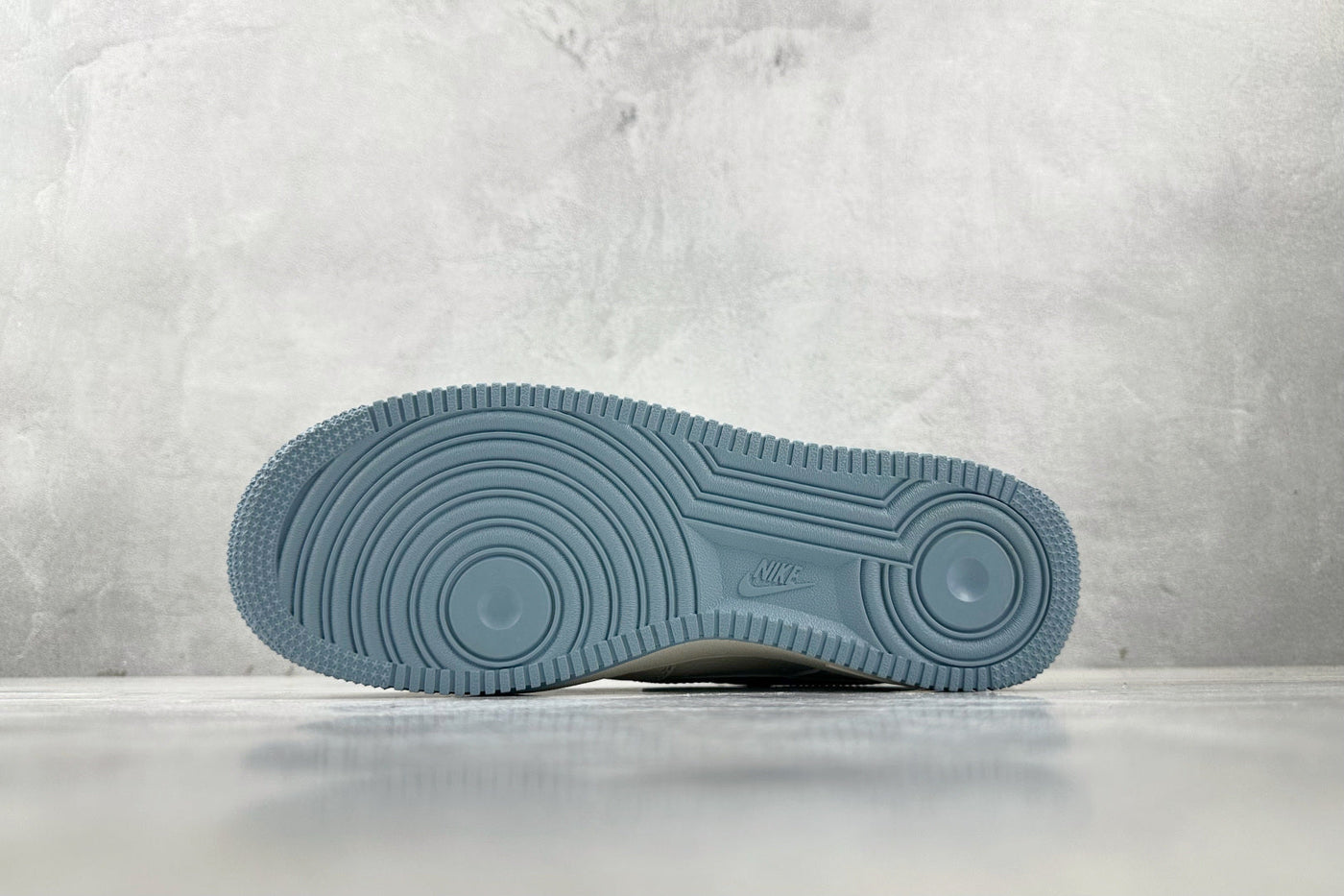 Nike Air Force 1 Louis Vuitton - Light Blue/White