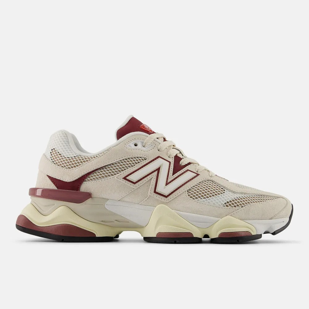New Balance 9060 – Beige/Burgundy