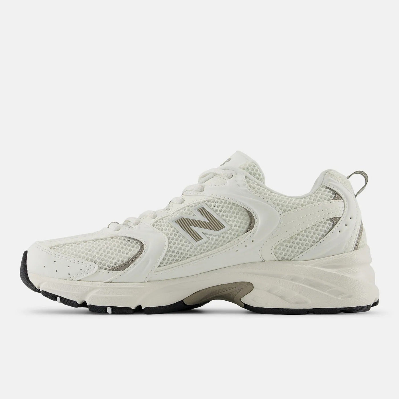 New Balance 530 – Off White/Light Brown