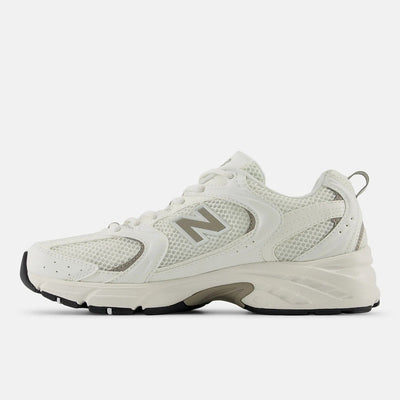 New Balance 530 – Off White/Light Brown