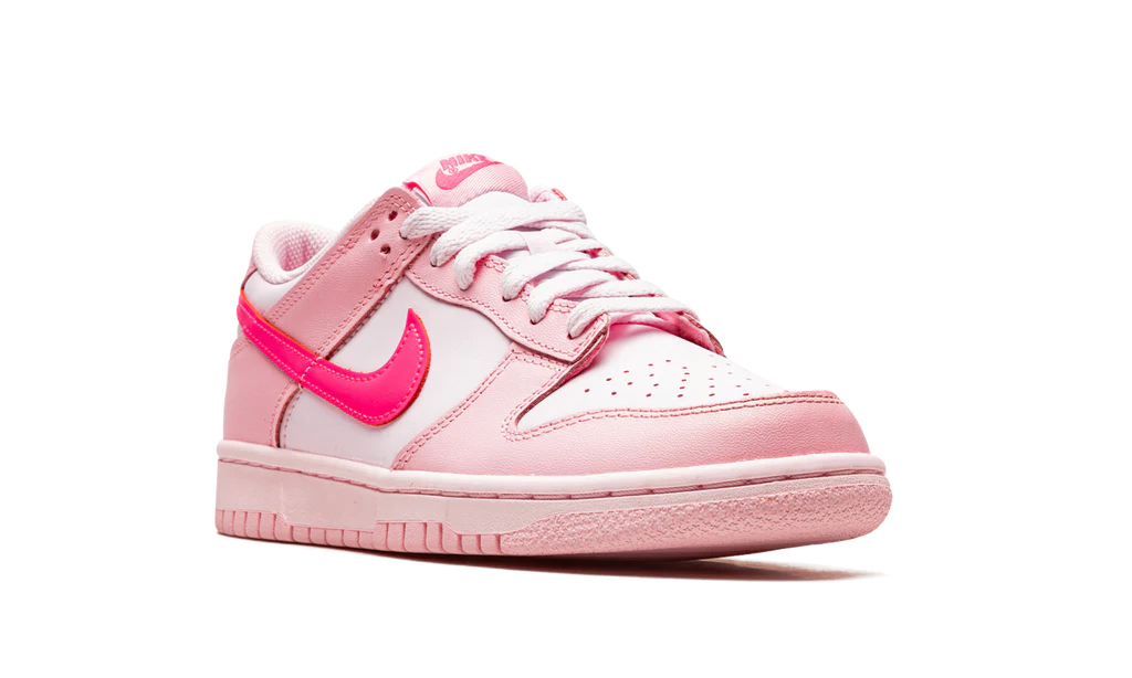 Nike Dunk Low Triple Pink (Barbie)