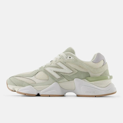 New Balance 9060 - Light Moss Green