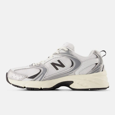 New Balance 530 – White/Black