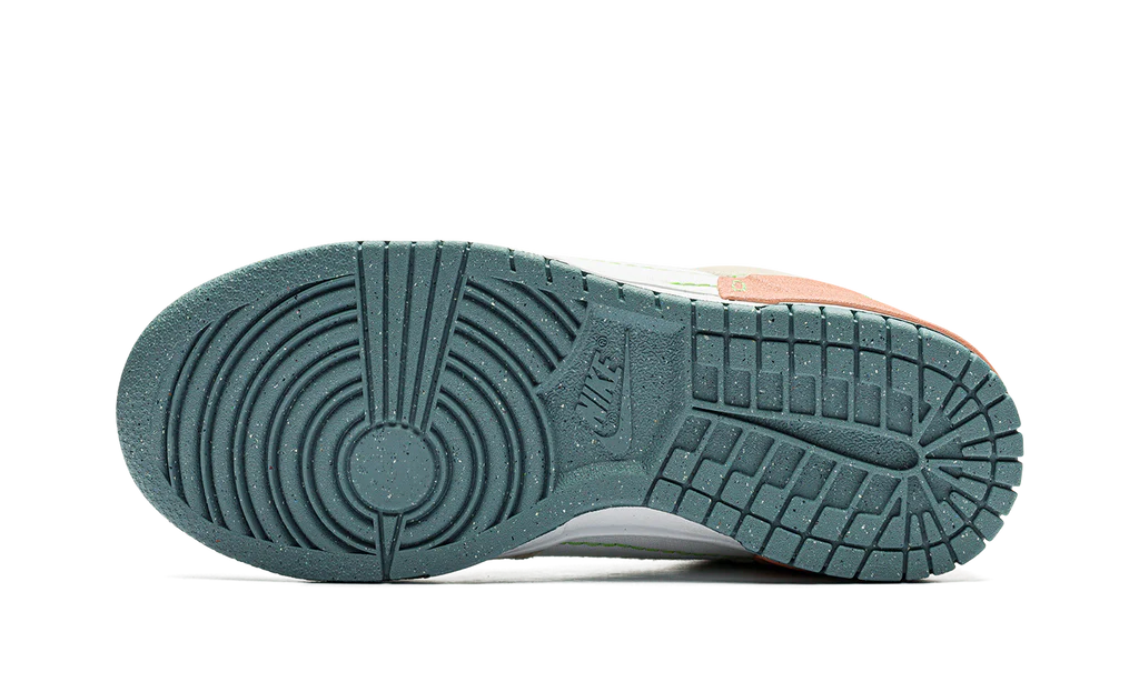 Nike Dunk Low Disrupt 2 Easter