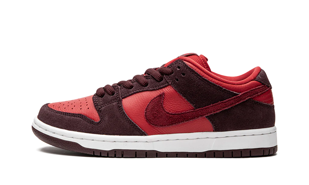Nike SB Dunk Low Cherry