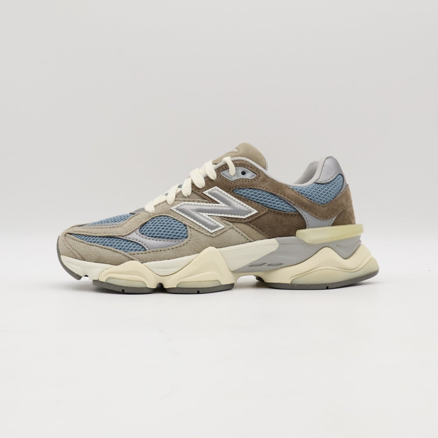New Balance 9060 Mushroom