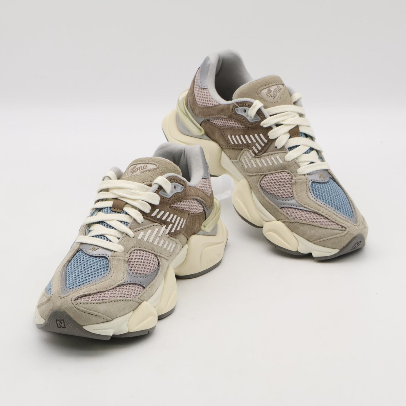 New Balance 9060 Mushroom