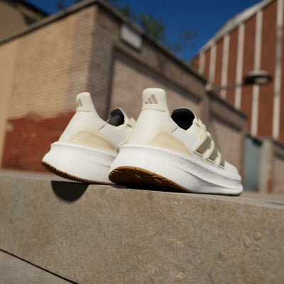 Adidas Ultraboost 5 Sneakers – Beige/White
