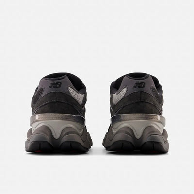 New Balance 9060 – Black/Taupe