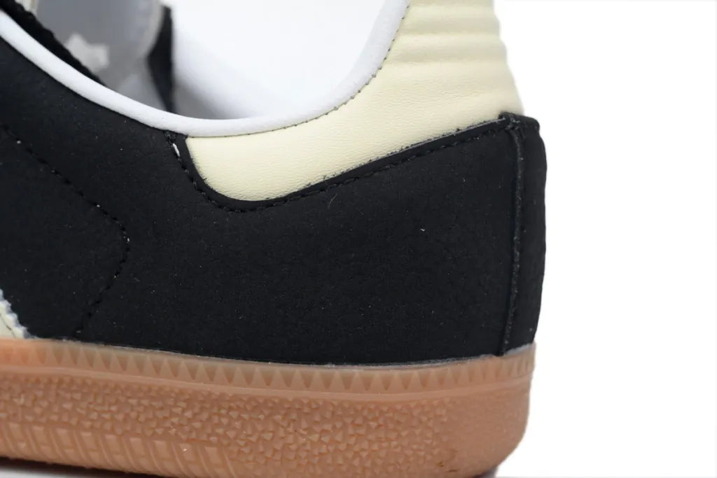 Adidas Samba OG - Black/White Gum