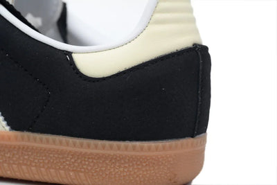 Adidas Samba OG - Black/White Gum