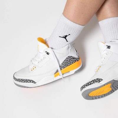Jordan 3 Retro Laser Orange