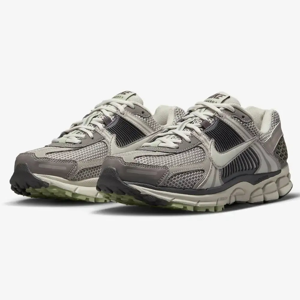 Nike Zoom Vomero 5 Cobblestone and Flat Pewter