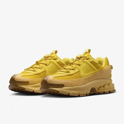 Nike Zoom Vomero 5 Roam Lightning