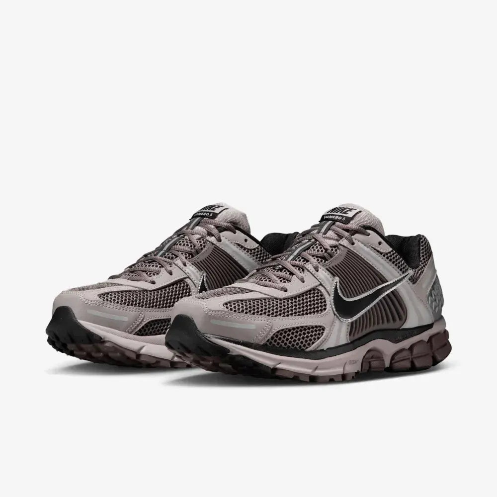 Nike Zoom Vomero 5 College Grey Cave Stone Metallic Silver Black