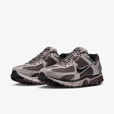Nike Zoom Vomero 5 College Grey Cave Stone Metallic Silver Black