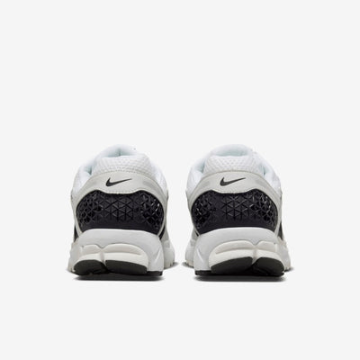 Nike Zoom Vomero 5 Panda