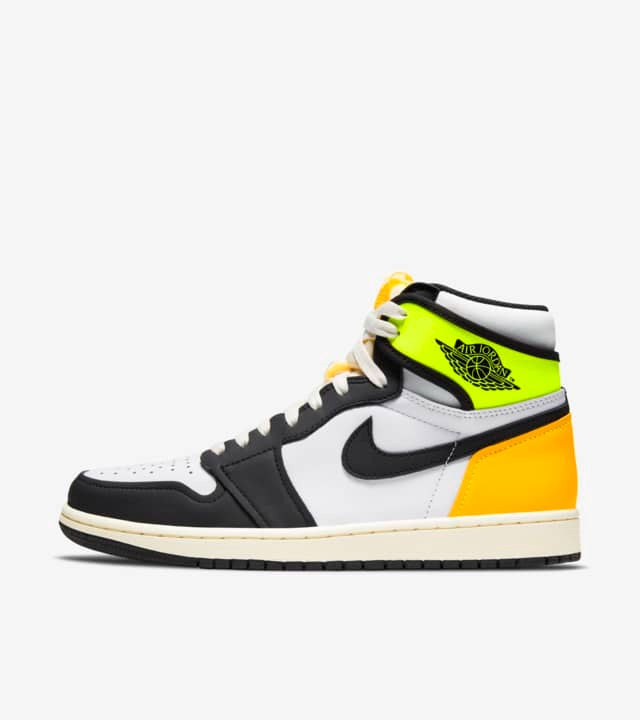Jordan 1 Retro High White Black Volt University Gold