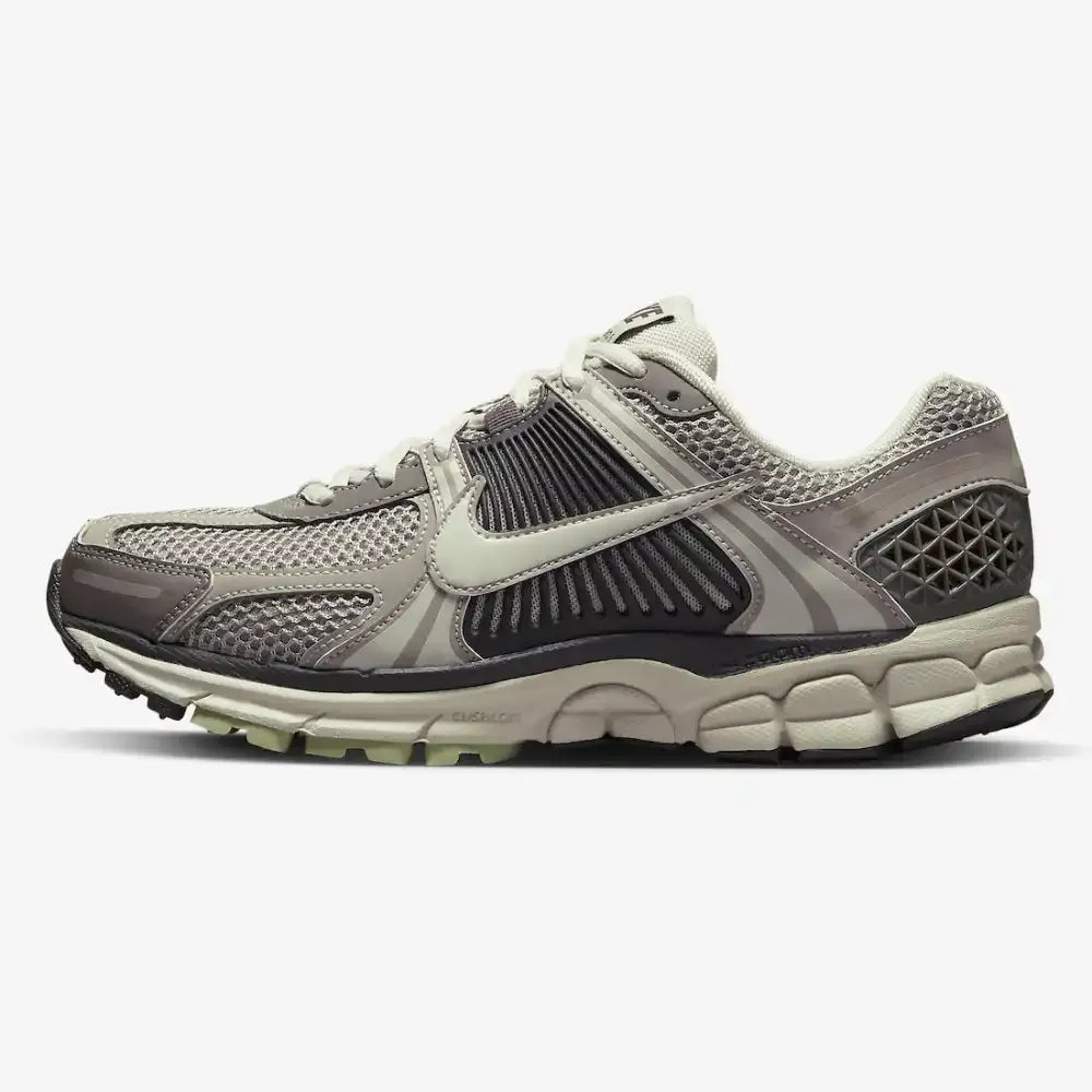 Nike Zoom Vomero 5 Cobblestone and Flat Pewter