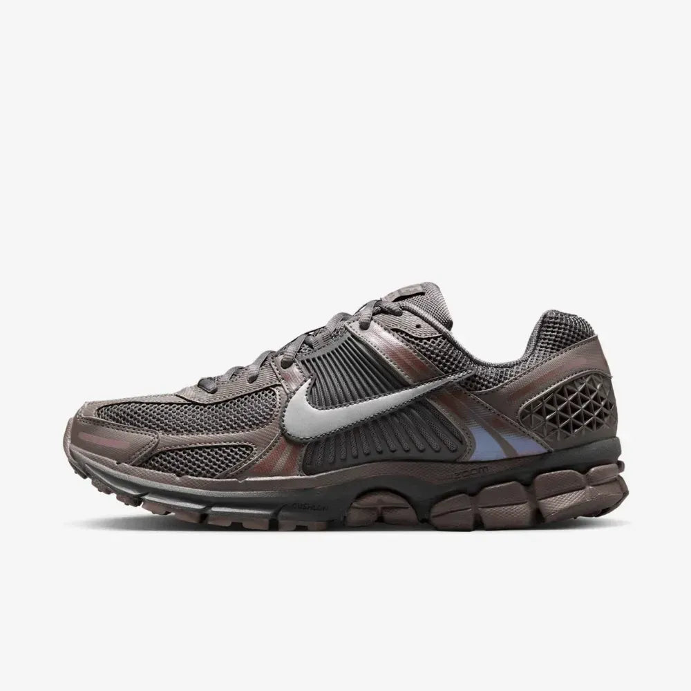 Nike Zoom Vomero 5 Cave Stone