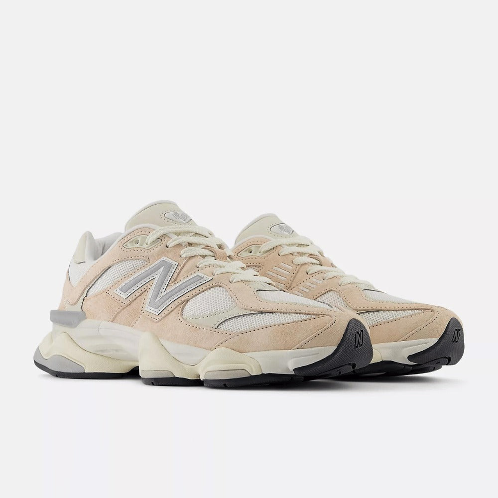 New Balance 9060 Vintage Rose Sea Salt Silver Metalic