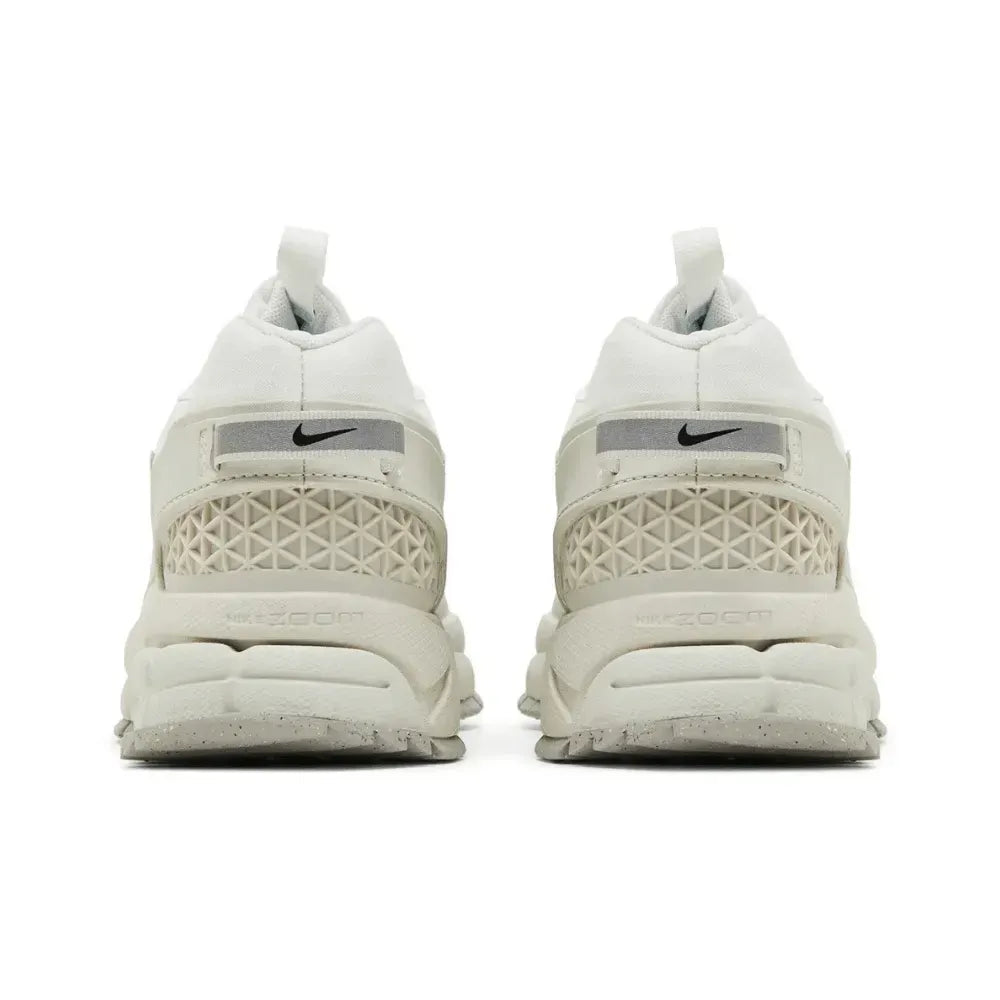 Nike Zoom Vomero 5 Roam Summit White