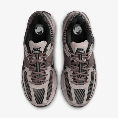 Nike Zoom Vomero 5 College Grey Cave Stone Metallic Silver Black