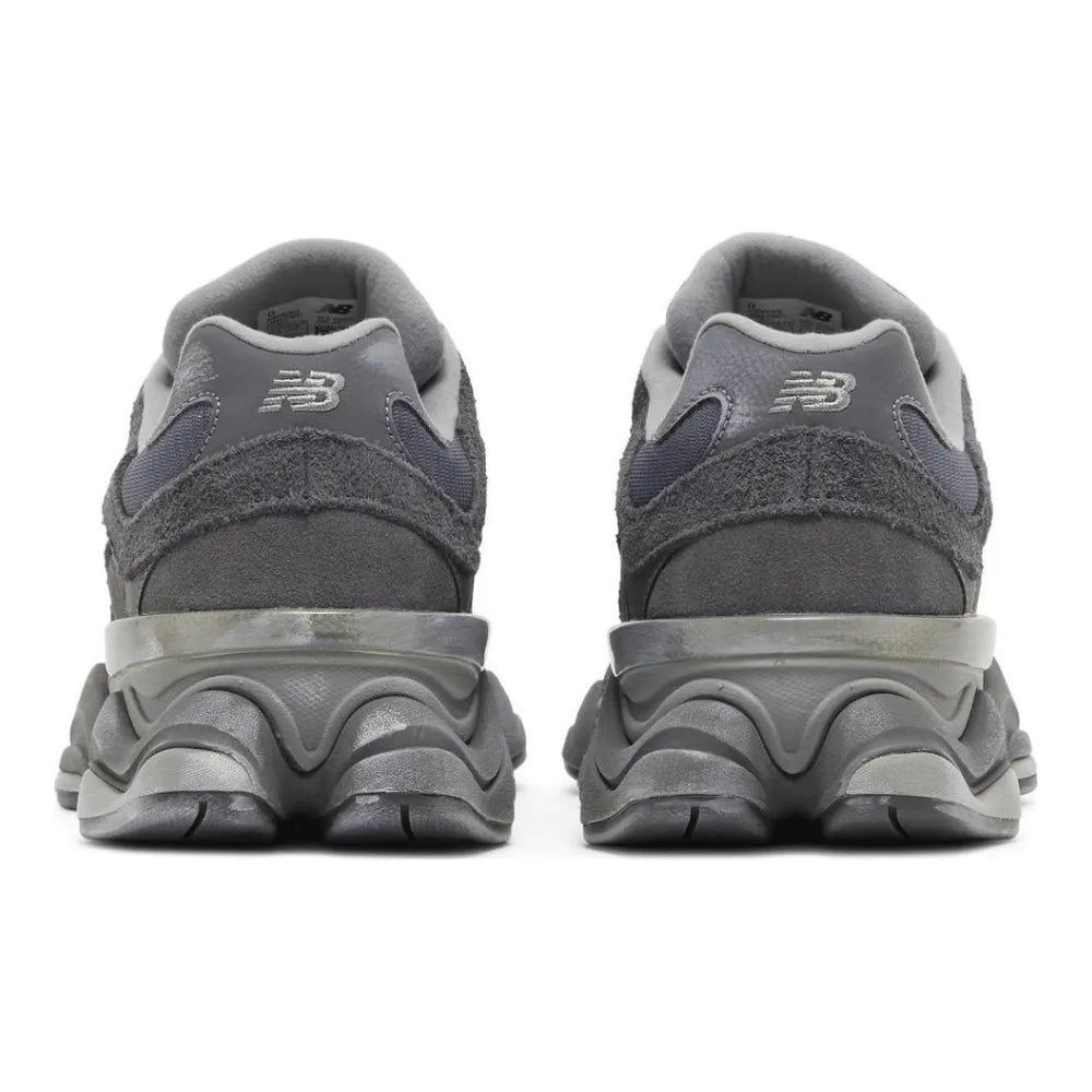New Balance 9060 Magnet