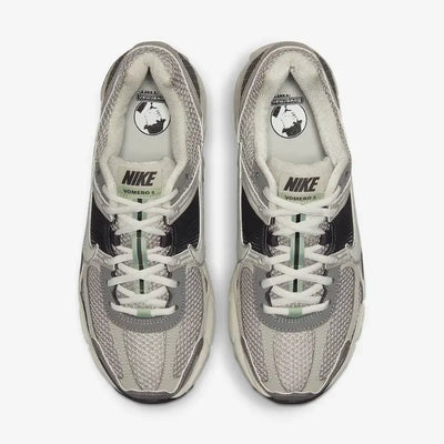 Nike Zoom Vomero 5 Cobblestone and Flat Pewter