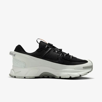 Nike Zoom Vomero 5 Roam Black Light Silver