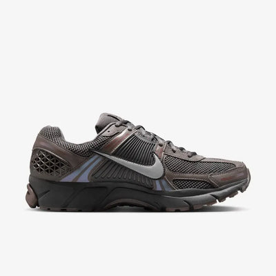 Nike Zoom Vomero 5 Cave Stone