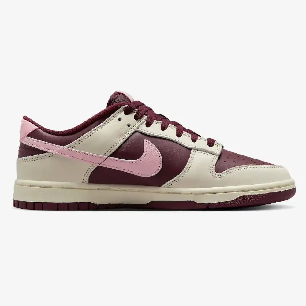 Nike Dunk Low Valentine’s Day