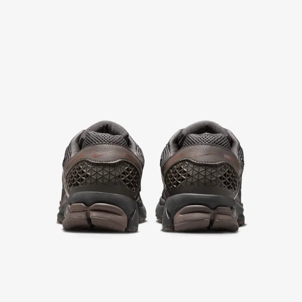Nike Zoom Vomero 5 Cave Stone