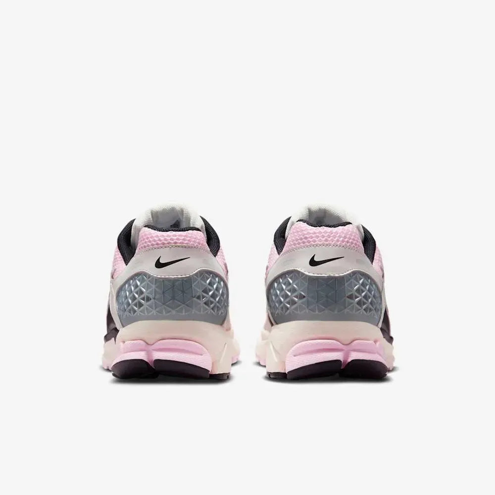 Nike Zoom Vomero 5 Pink Foam Phantom Metallic Platinum Black
