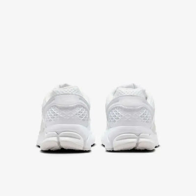 Nike Zoom Vomero 5 Triple White