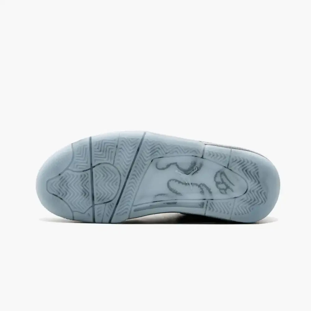 Jordan 4 Retro Kaws