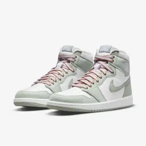 Jordan 1 Retro High OG Seafoam