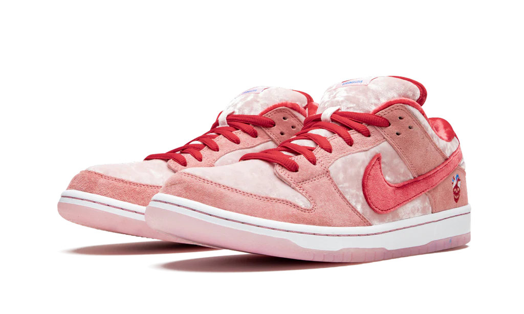 Nike SB Dunk Low Strangelove