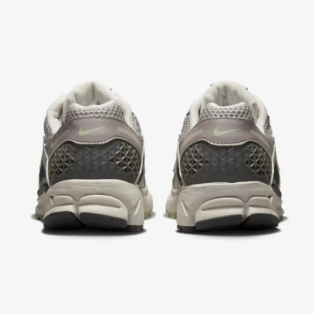 Nike Zoom Vomero 5 Cobblestone and Flat Pewter