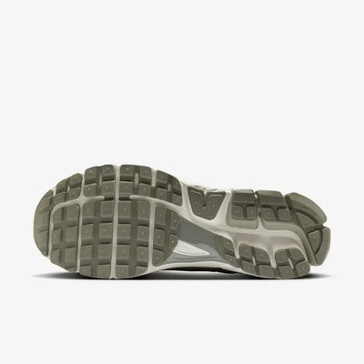 Nike Zoom Vomero 5 Dark Stucco