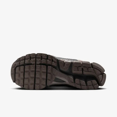 Nike Zoom Vomero 5 Cave Stone