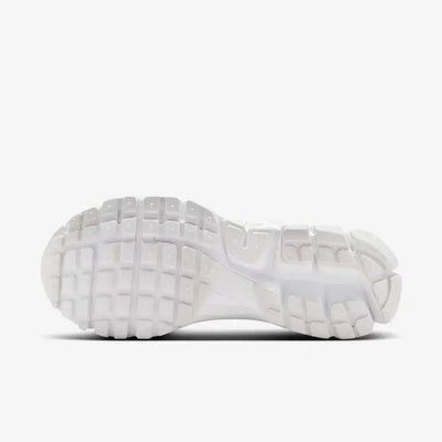 Nike Zoom Vomero 5 Triple White