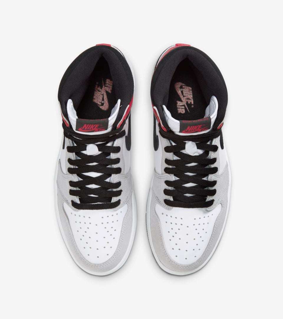 Jordan 1 Retro High Light Smoke Grey