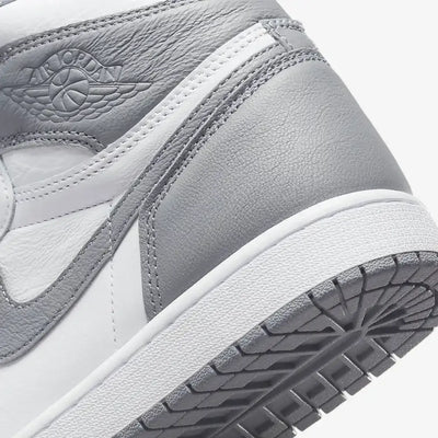 Jordan 1 Retro High OG Stealth