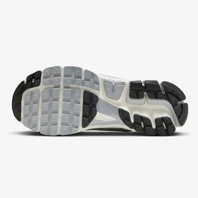 Nike Zoom Vomero 5 Wolf Grey